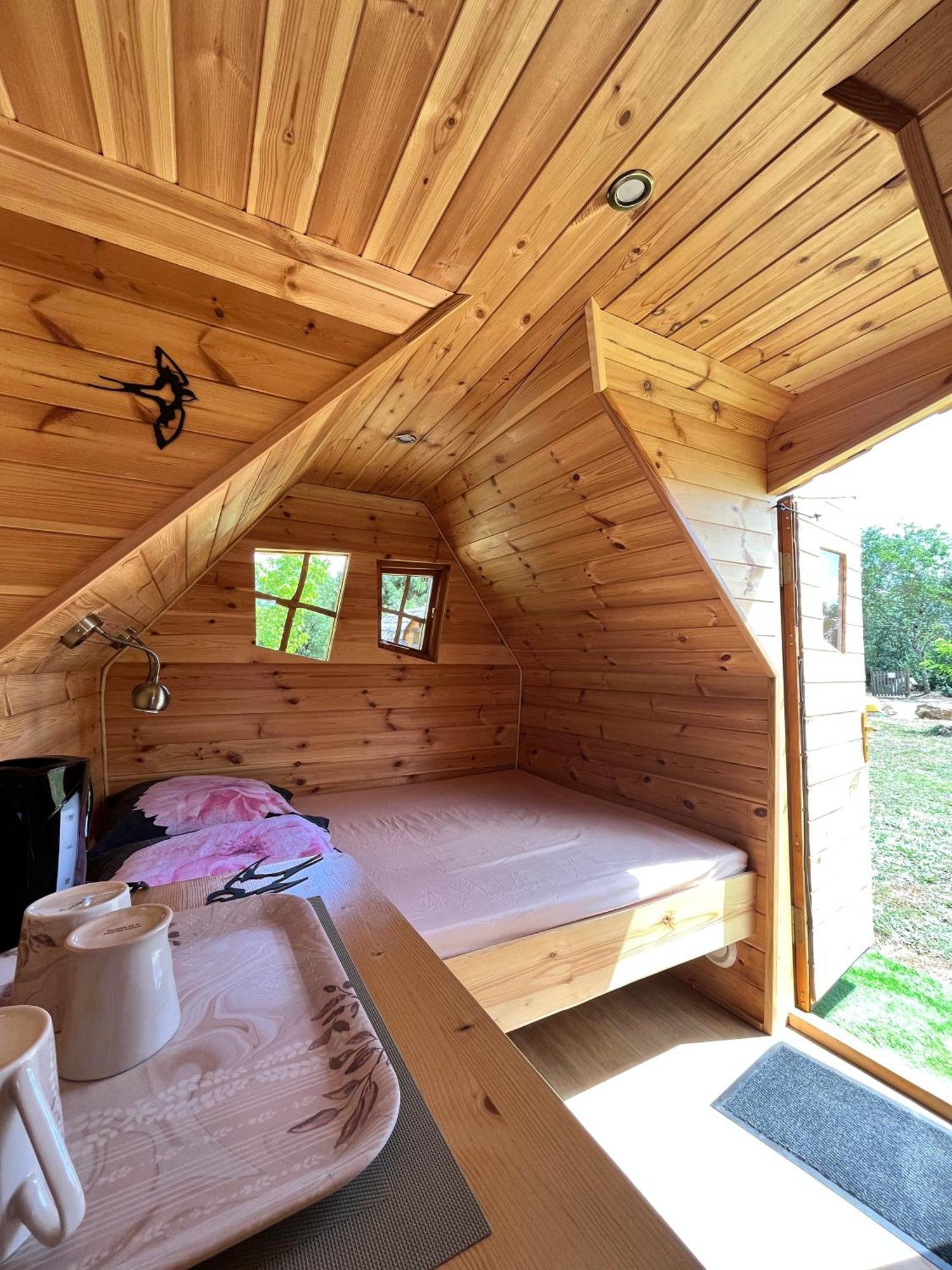 Auberge De L'Hirondelle Saint-Cirq  Exteriör bild